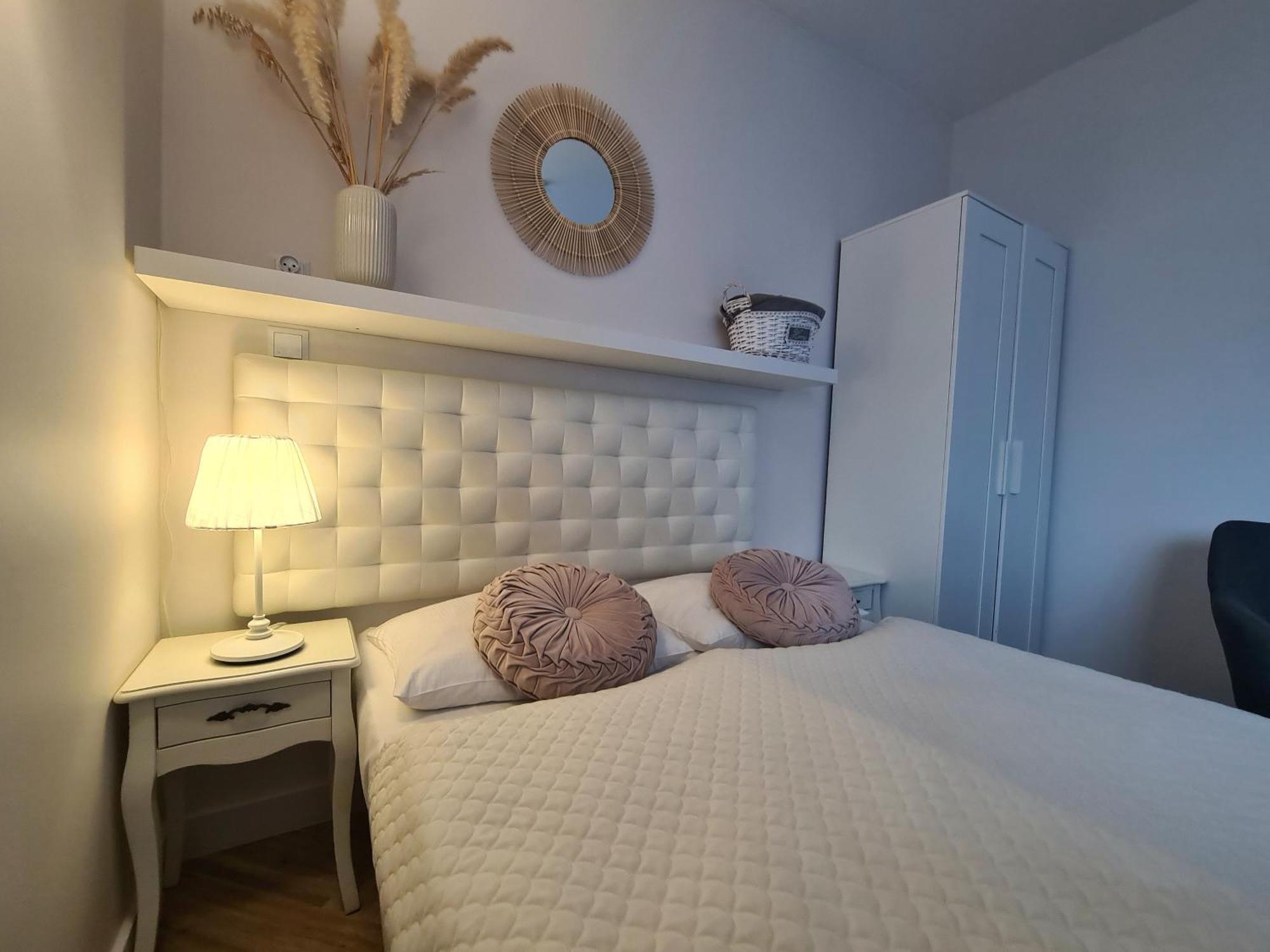 Apartamenty "La Villa" Z Klimatyzacja, Ogrodem, Parkingiem, Blisko Centrum Кудова-Здрой Екстериор снимка